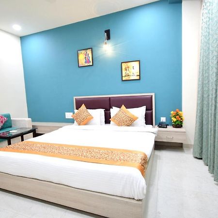 The Sky Imperial- Hotel Gopal Darshan Nathdwara Exterior photo