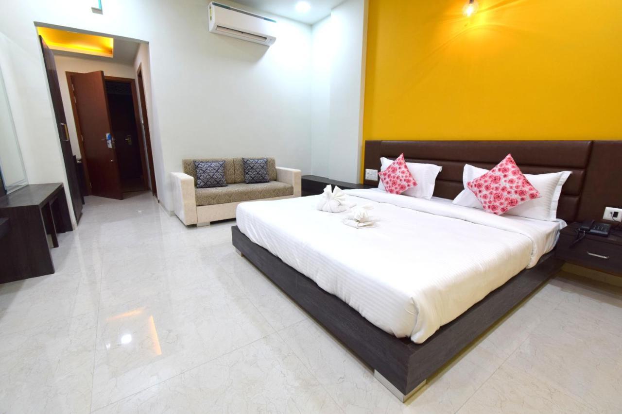 The Sky Imperial- Hotel Gopal Darshan Nathdwara Exterior photo