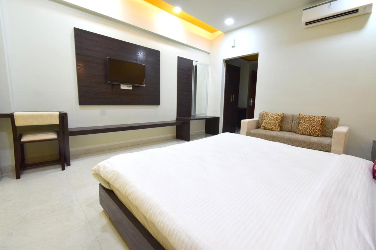 The Sky Imperial- Hotel Gopal Darshan Nathdwara Exterior photo