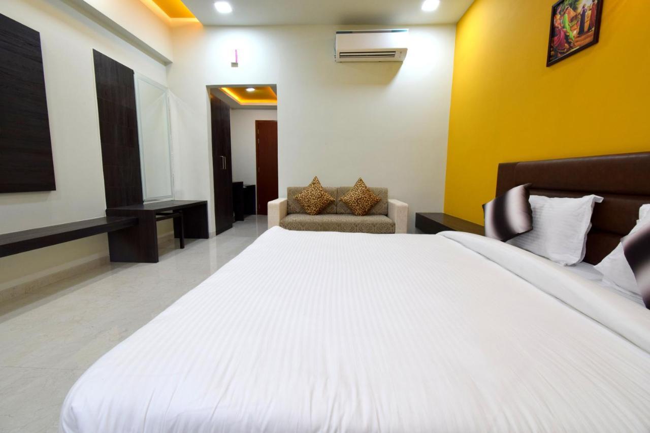 The Sky Imperial- Hotel Gopal Darshan Nathdwara Exterior photo