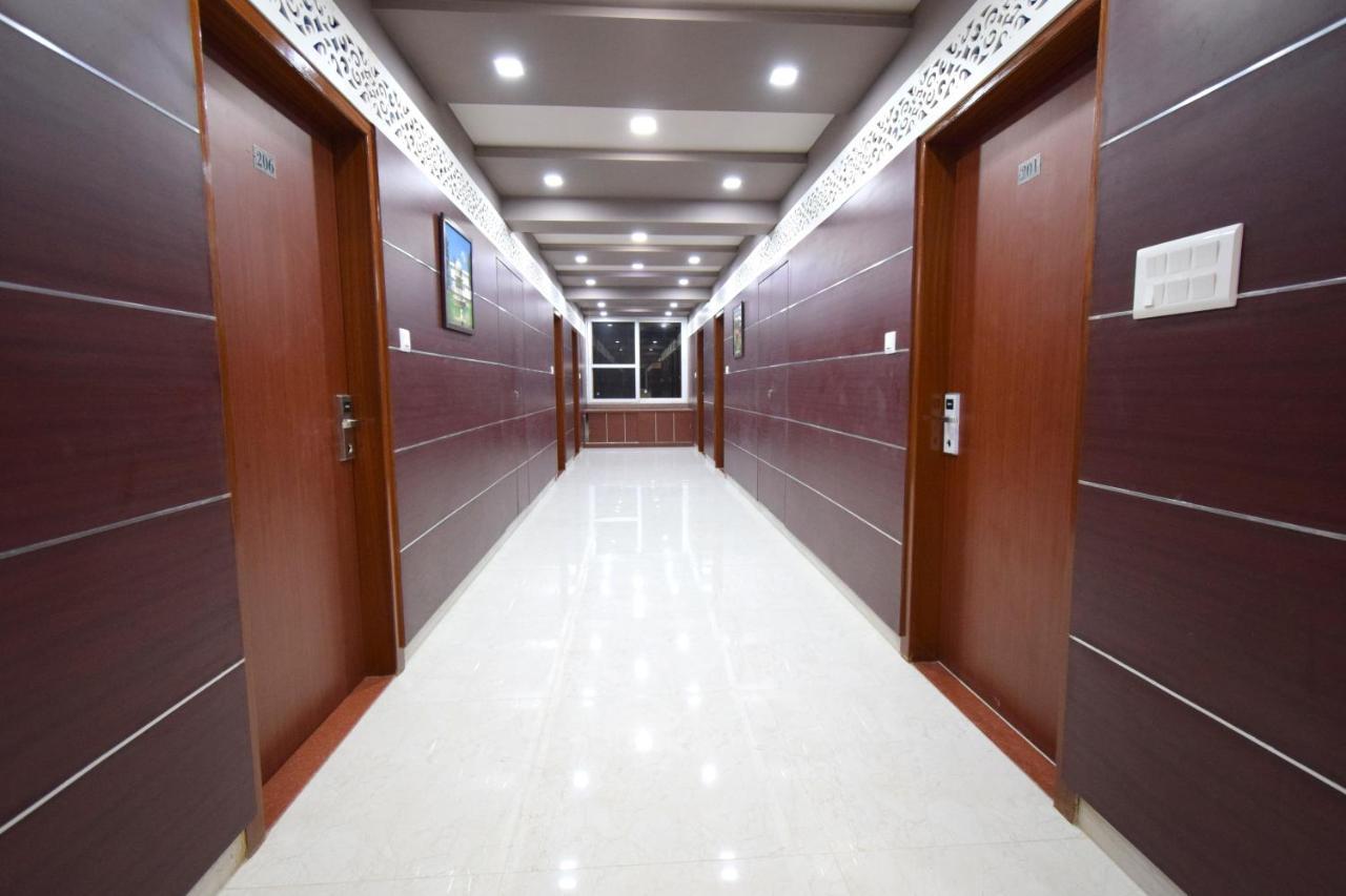 The Sky Imperial- Hotel Gopal Darshan Nathdwara Exterior photo