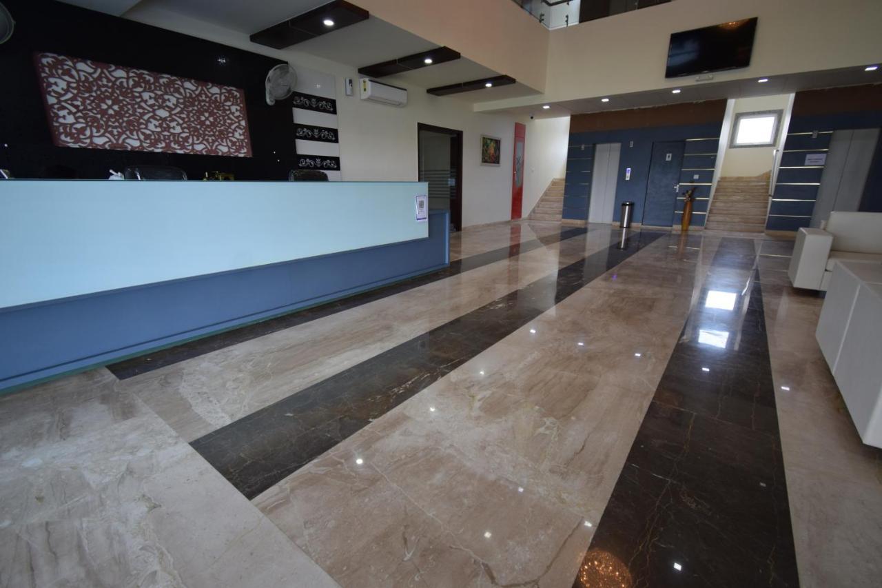 The Sky Imperial- Hotel Gopal Darshan Nathdwara Exterior photo