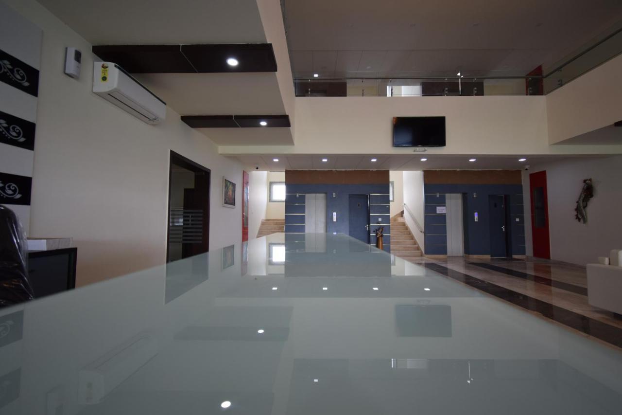 The Sky Imperial- Hotel Gopal Darshan Nathdwara Exterior photo