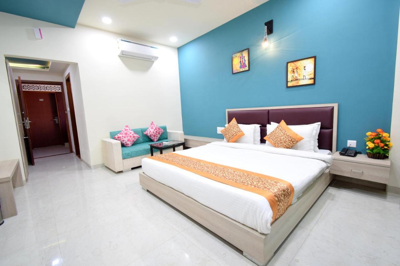 The Sky Imperial- Hotel Gopal Darshan Nathdwara Exterior photo
